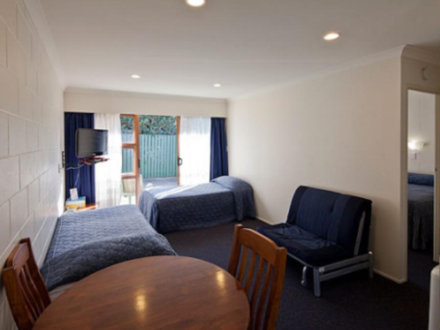 Pukekohe Motel Esterno foto